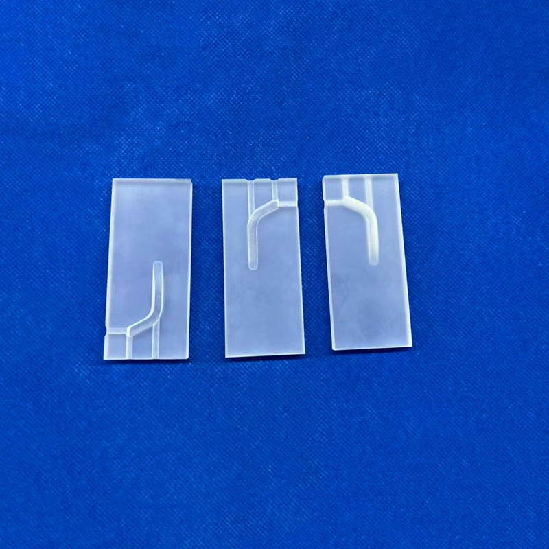 آخرین مورد شرکت Corrosion Resistance Sandblasted Quartz Sheet for High Temperature Insulation-Mia